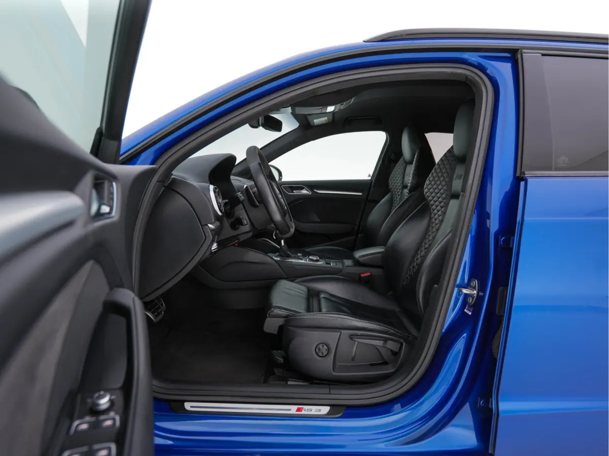 2.5 TFSI Quattro Pro Line Plus Black Optic Package (INCL-BTW) *MILLTEK-EXHAUST | ADAPTIVE-CRUISE | HEATED-SPORTSEATS | BANG&OLUFSEN | LEATHER | FULL-LED | NAVI-FULLMAP | PRIVACY-GLASS | SHIF