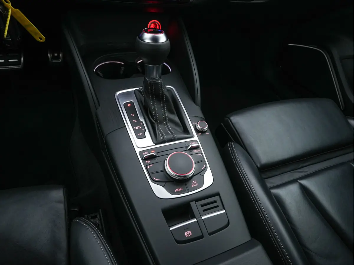 2.5 TFSI Quattro Pro Line Plus Black Optic Package (INCL-BTW) *MILLTEK-EXHAUST | ADAPTIVE-CRUISE | HEATED-SPORTSEATS | BANG&OLUFSEN | LEATHER | FULL-LED | NAVI-FULLMAP | PRIVACY-GLASS | SHIF