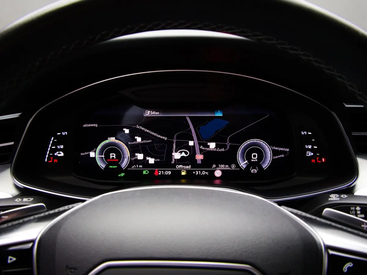 55 TFSI e quattro Competition S-Line Edition (MAXTON, B&O, SFEERVERLICHTING, TREKHAAK, PANO, 360 CAMERA, CARPLAY)