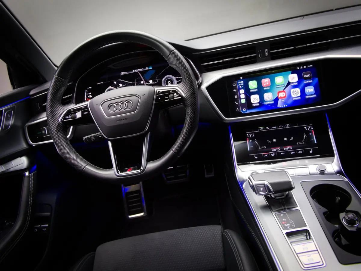 55 TFSI e quattro Competition S-Line Edition (MAXTON, B&O, SFEERVERLICHTING, TREKHAAK, PANO, 360 CAMERA, CARPLAY)