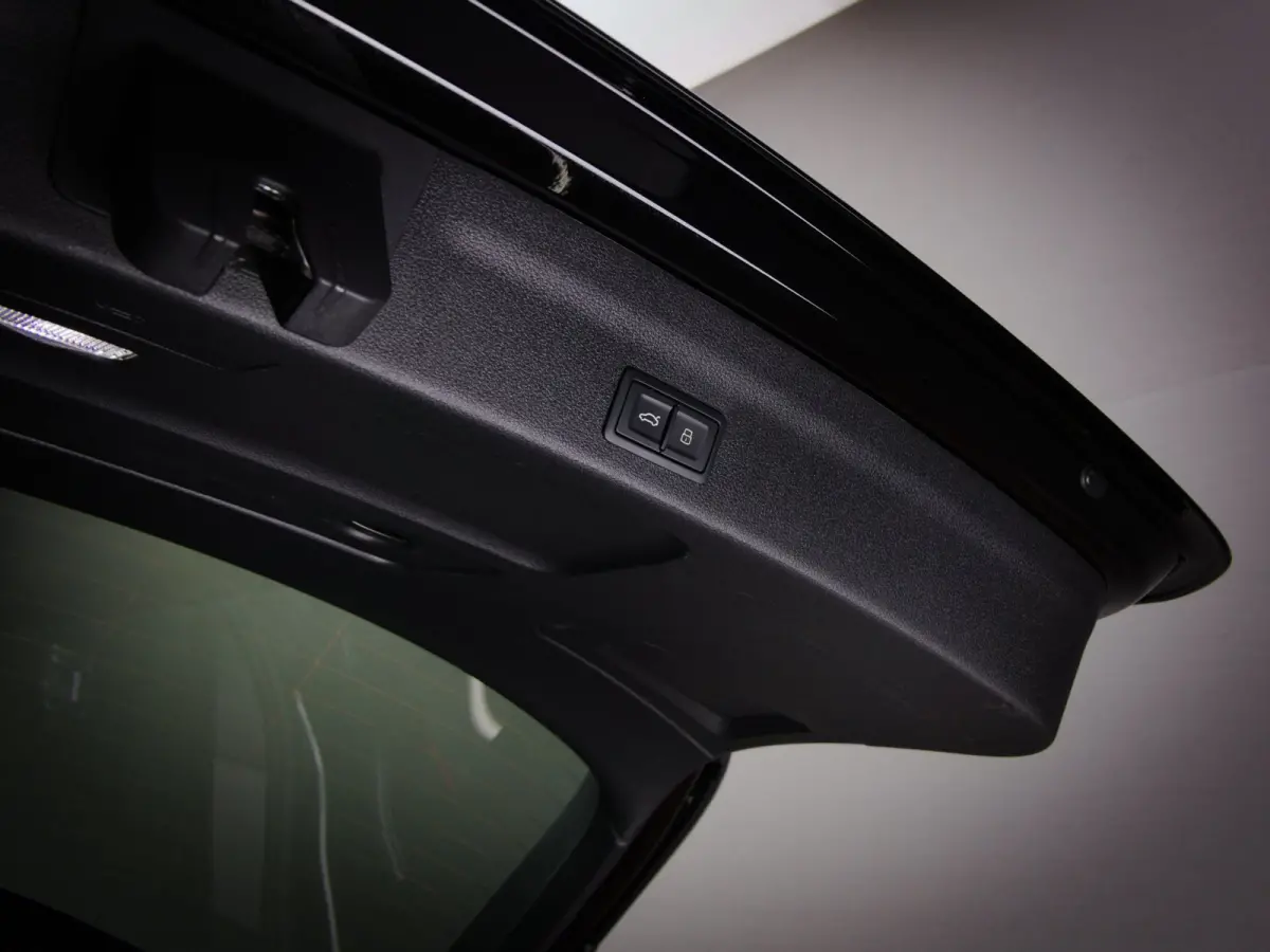 55 TFSI e quattro Competition S-Line Edition (MAXTON, B&O, SFEERVERLICHTING, TREKHAAK, PANO, 360 CAMERA, CARPLAY)