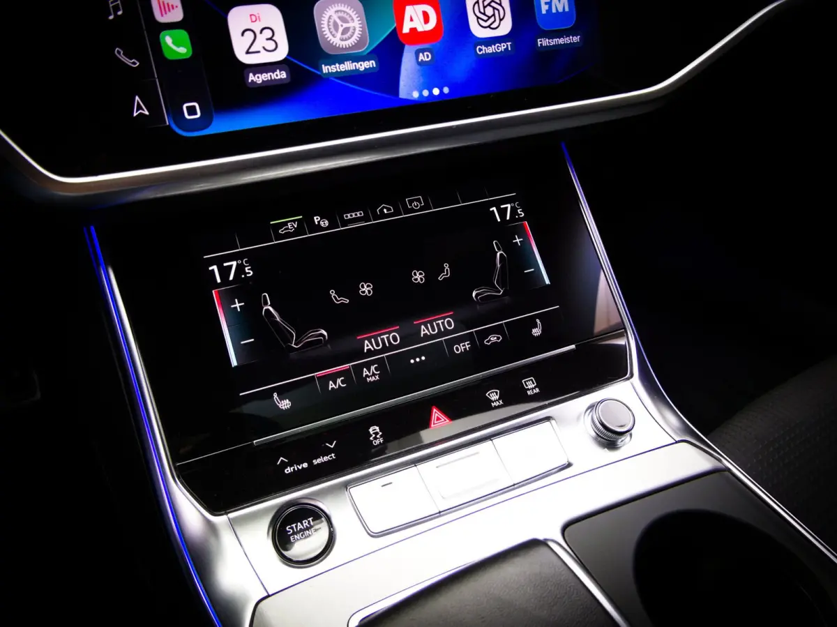 55 TFSI e quattro Competition S-Line Edition (MAXTON, B&O, SFEERVERLICHTING, TREKHAAK, PANO, 360 CAMERA, CARPLAY)