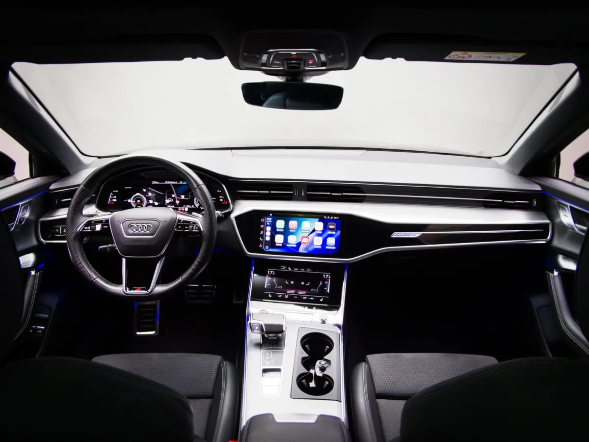 55 TFSI e quattro Competition S-Line Edition (MAXTON, B&O, SFEERVERLICHTING, TREKHAAK, PANO, 360 CAMERA, CARPLAY)