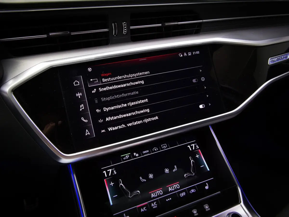 55 TFSI e quattro Competition S-Line Edition (MAXTON, B&O, SFEERVERLICHTING, TREKHAAK, PANO, 360 CAMERA, CARPLAY)