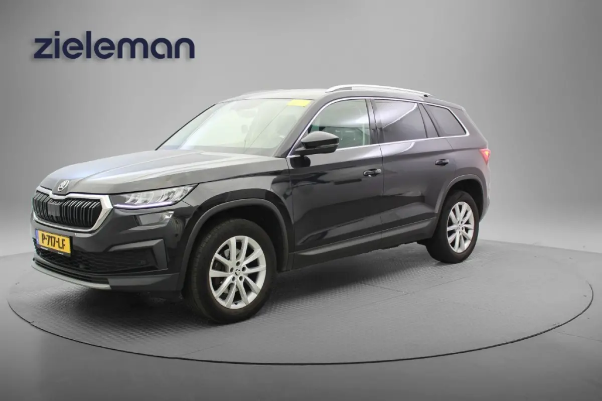 1.5 TSI Business Edition 7 Persoons - Carplay, Camera, Cruise, Clima, Half Leer