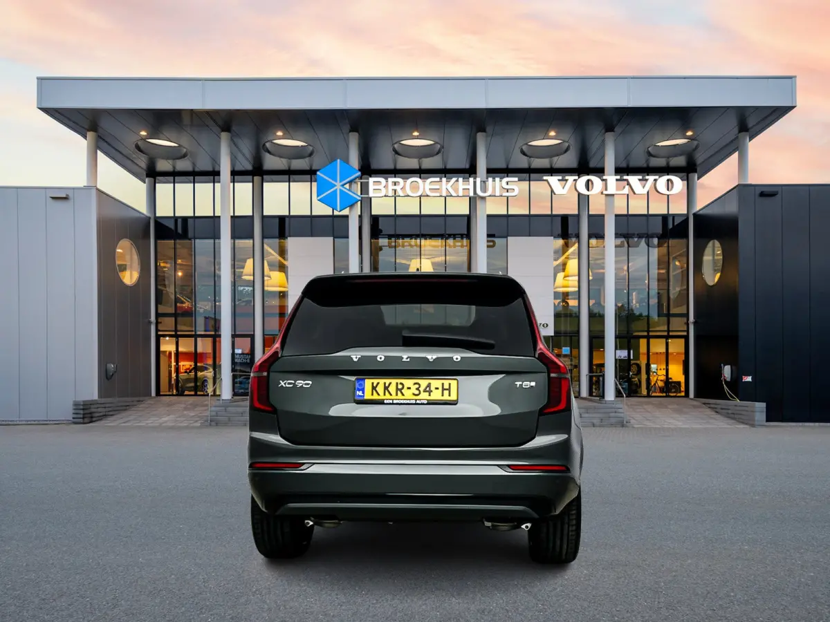 T8 Recharge Ultra Dark Excecutive | 22" | Gelaagd & Getint Glas | Luchtvering | Geventileerd Nappa | Bowers & Wilkins | Stoelmassage | Panoramadak | Head-Up | 360 Camera | Matrix LED