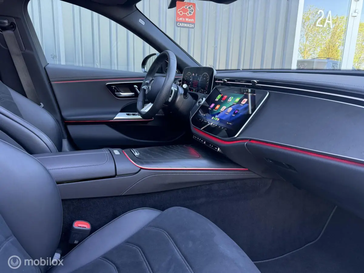 E300 de 4MATIC AMG Line Pano Burmester 4D Head-up Adaptive Cruise 360 Camera