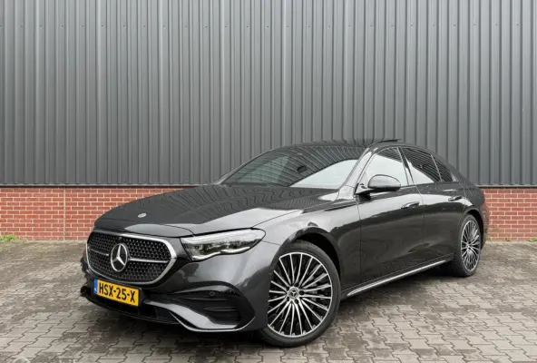 E300 de 4MATIC AMG Line Pano Burmester 4D Head-up Adaptive Cruise 360 Camera