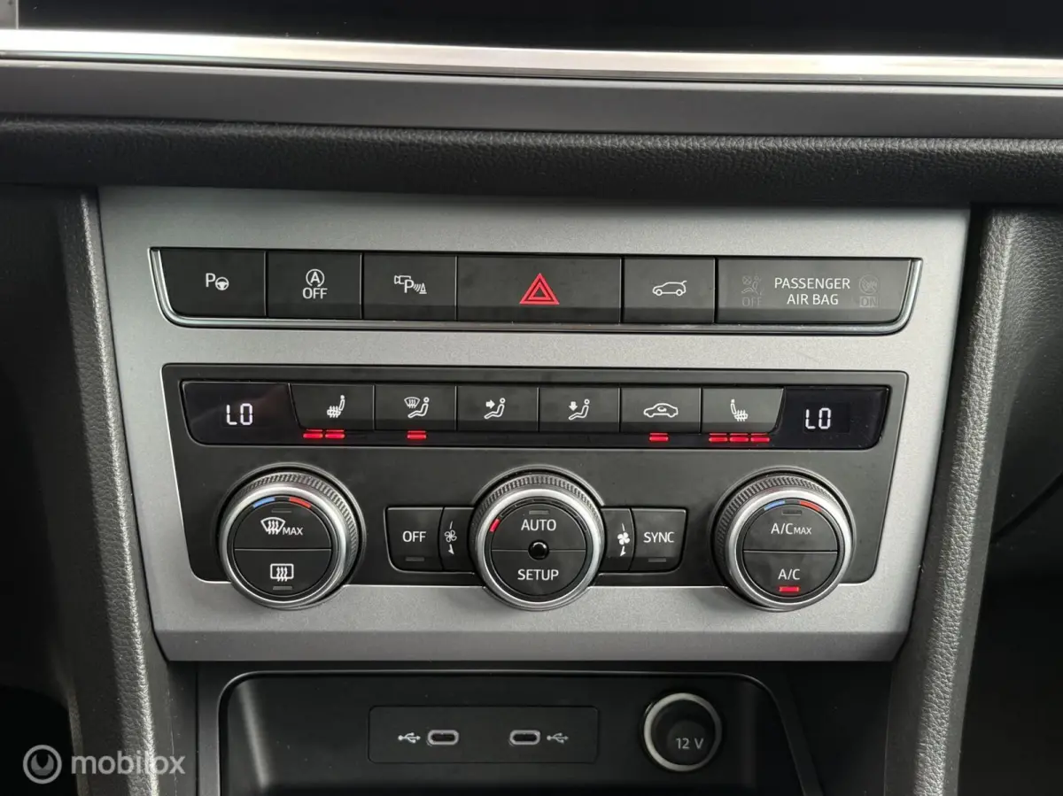 1.5 TSI FR Panodak Virtual Navi Carplay 360 Camera Memory LED Alcantara Beats Audio
