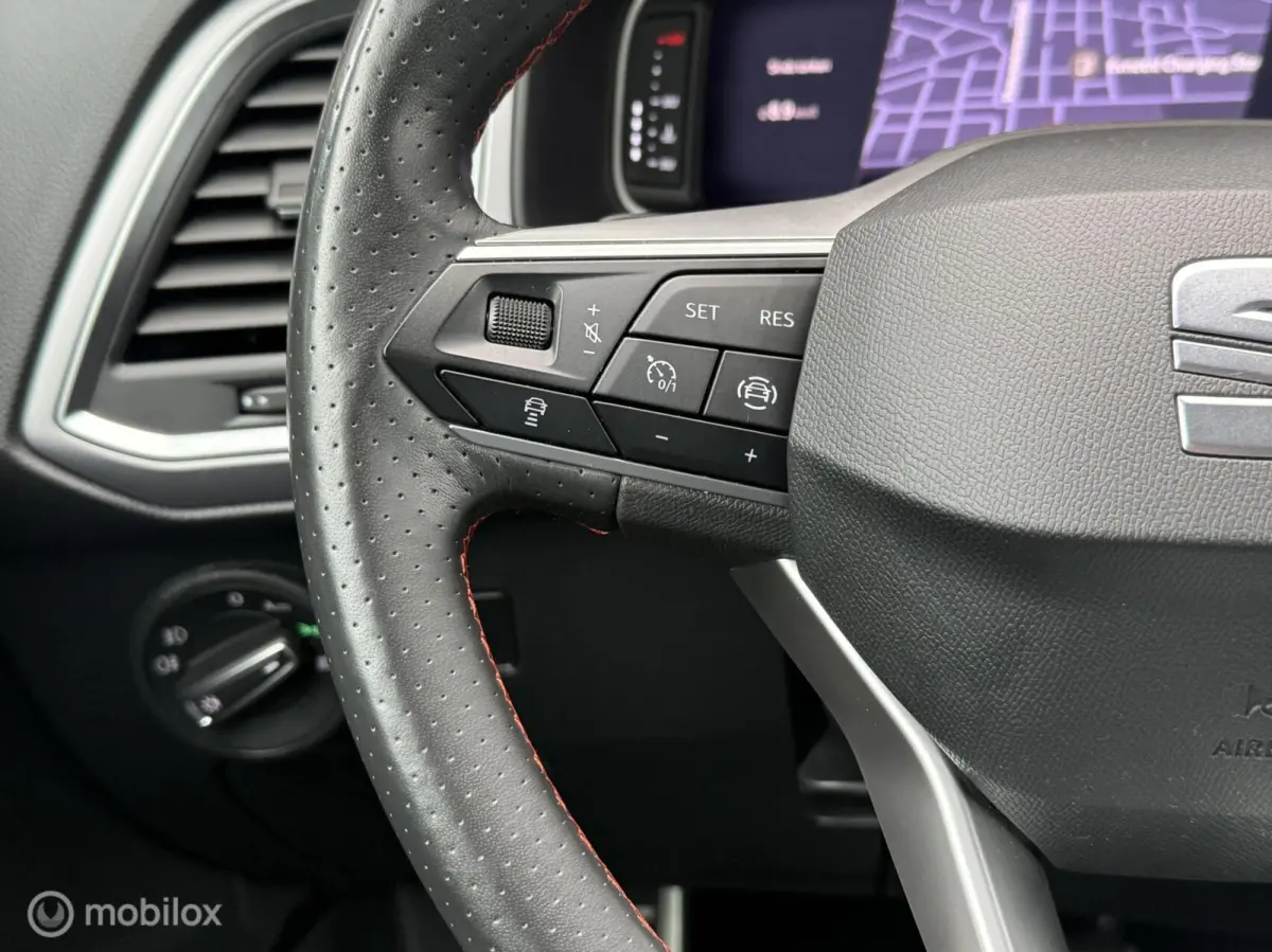 1.5 TSI FR Panodak Virtual Navi Carplay 360 Camera Memory LED Alcantara Beats Audio