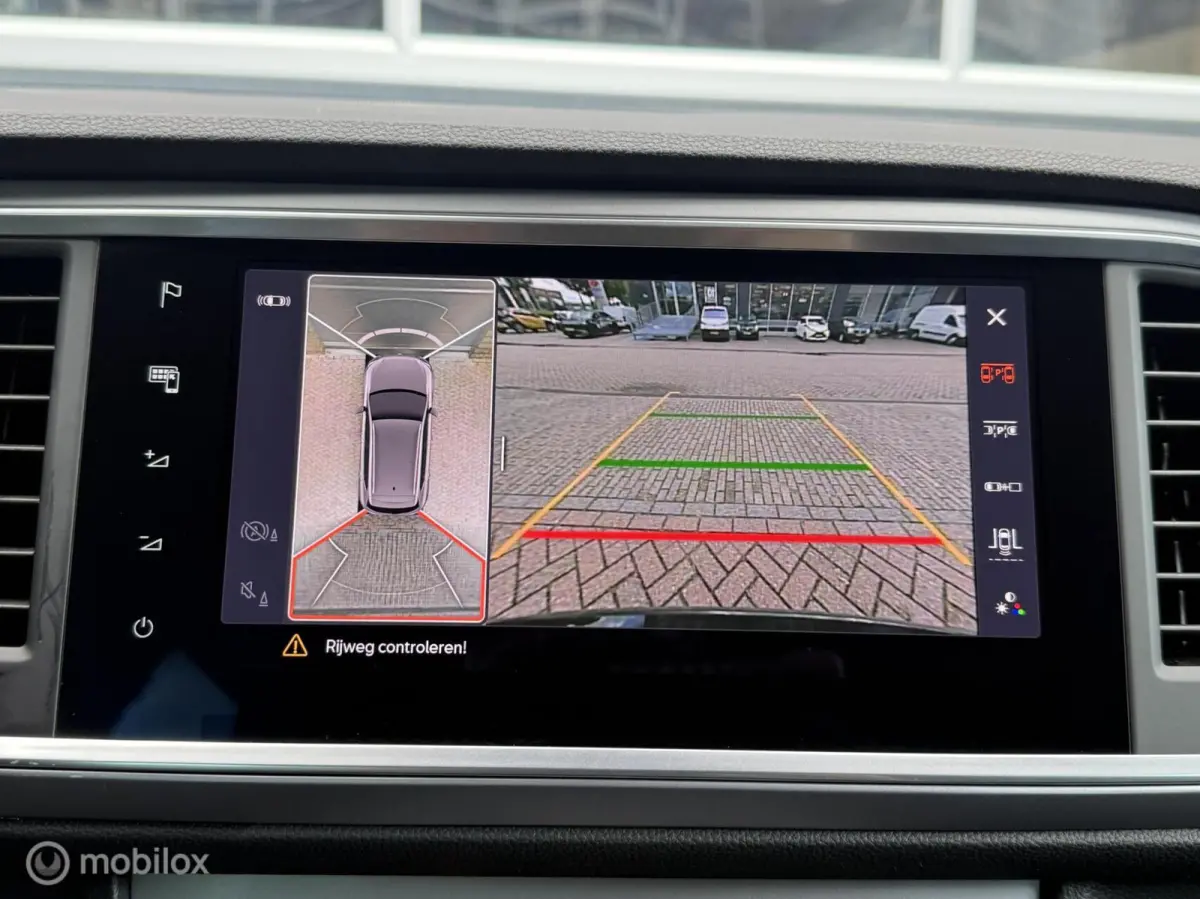 1.5 TSI FR Panodak Virtual Navi Carplay 360 Camera Memory LED Alcantara Beats Audio