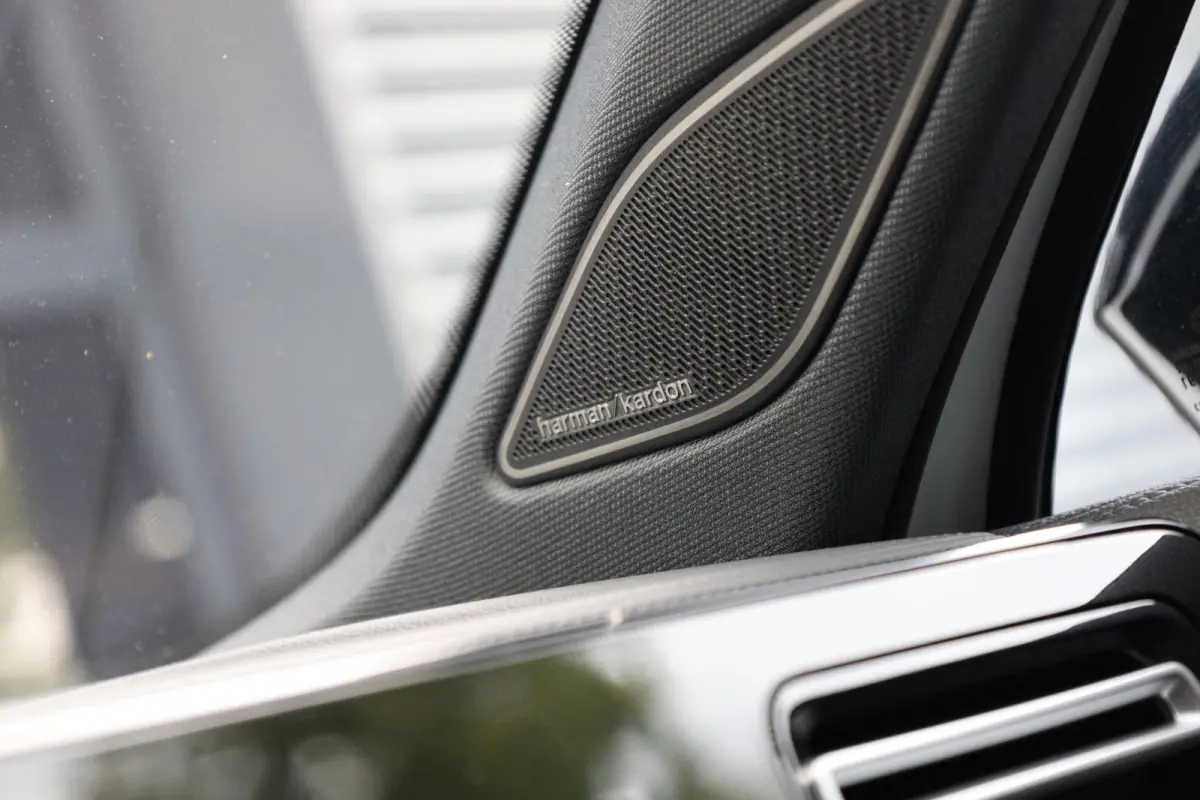 1.5 eHybrid R-Line Edition |Pano |Leder |Head-up |Massage |Harman/Kardon |Stoelverkoeling |360° |Trekhaak