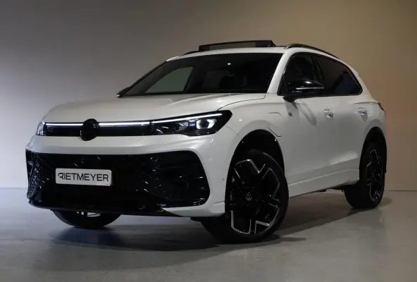 1.5 eHybrid R-Line Edition |Pano |Leder |Head-up |Massage |Harman/Kardon |Stoelverkoeling |360° |Trekhaak