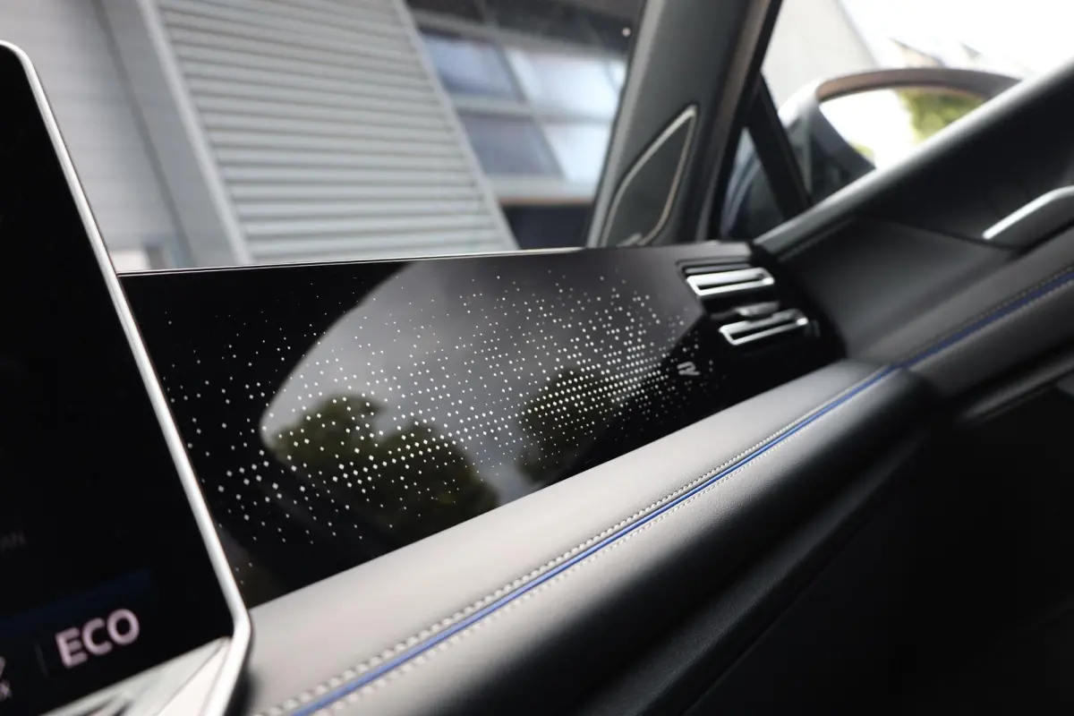 1.5 eHybrid R-Line Edition |Pano |Leder |Head-up |Massage |Harman/Kardon |Stoelverkoeling |360° |Trekhaak