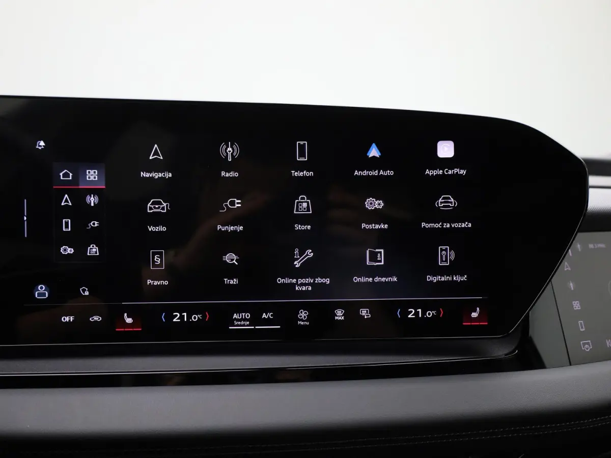 S edition Quattro 100 kWh | Adaptive cruise control | 360 graden camera | Stoelverwarming voor & achter | Climate control | Dodehoekdetectie | Geheugen best.stoel | Stuurverwarming |  MMI-bi