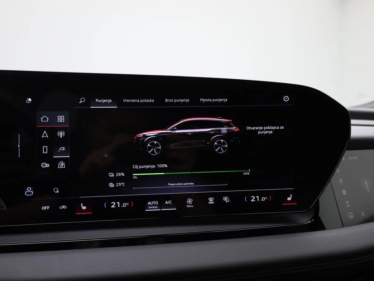 S edition Quattro 100 kWh | Adaptive cruise control | 360 graden camera | Stoelverwarming voor & achter | Climate control | Dodehoekdetectie | Geheugen best.stoel | Stuurverwarming |  MMI-bi