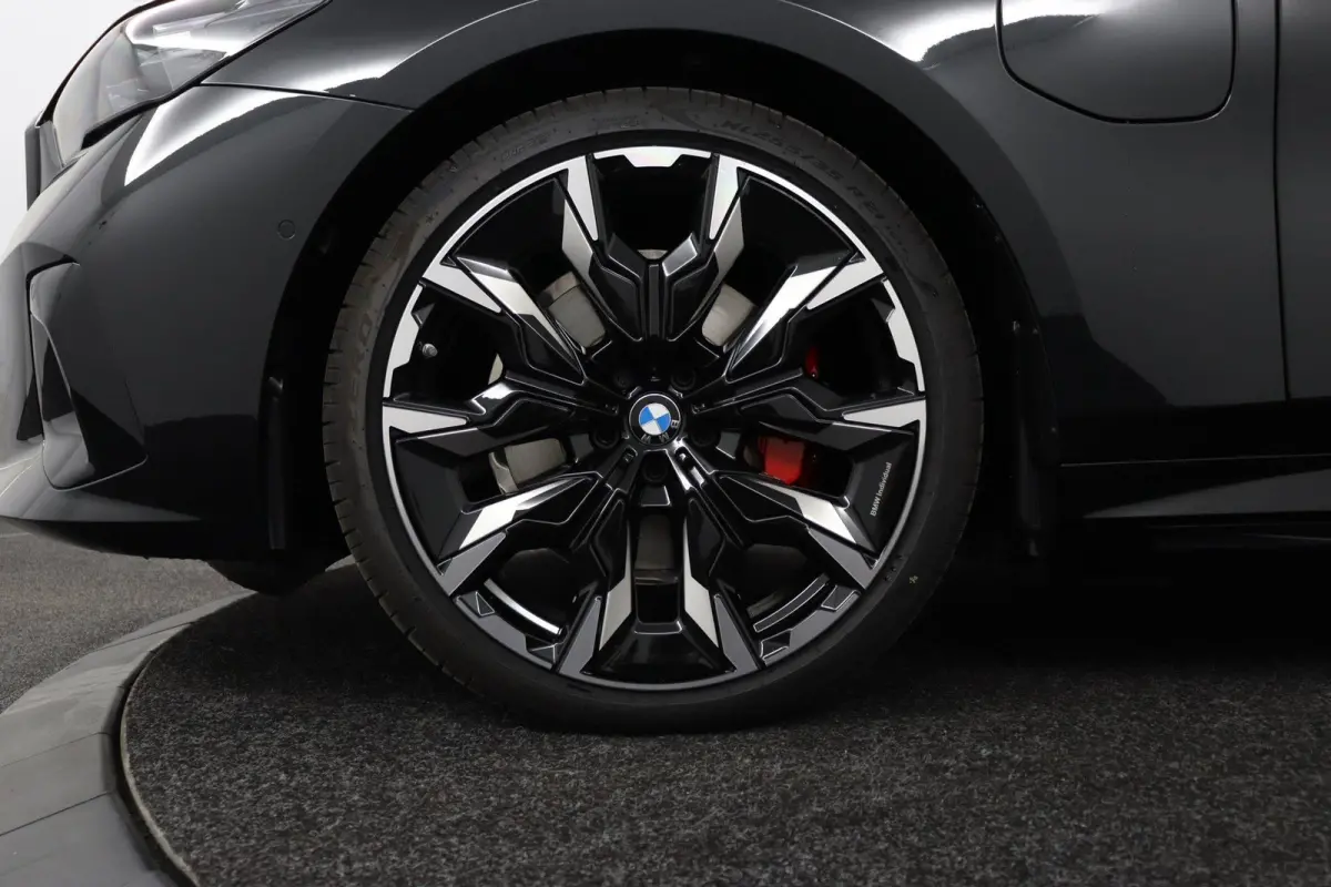 530e M Sport Edition | SOH 100% | Trekhaak | Driving Assistant Plus |  Bowers & Wilkins | Stoelventilatie voorstoelen |