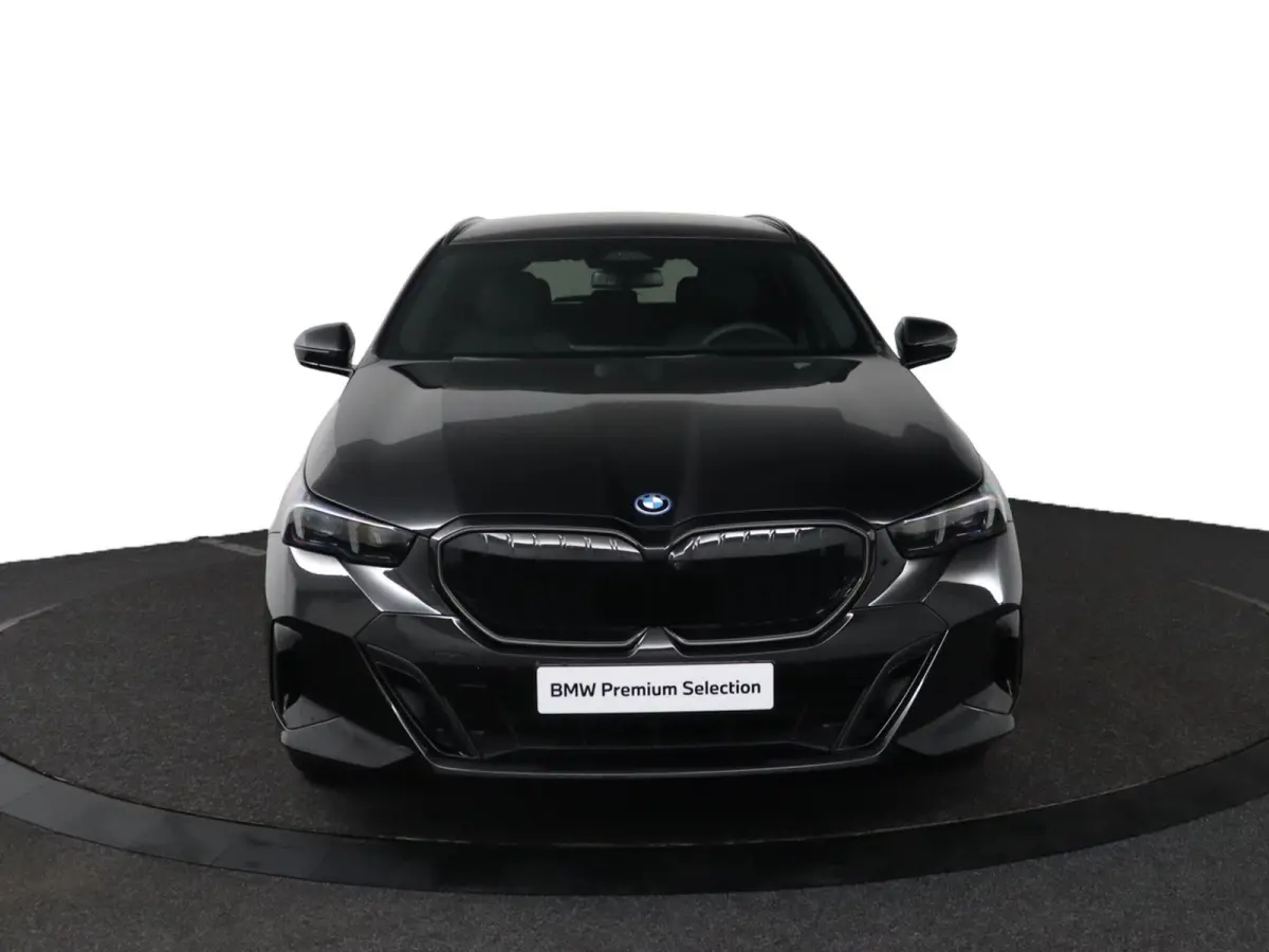 530e M Sport Edition | SOH 100% | Trekhaak | Driving Assistant Plus |  Bowers & Wilkins | Stoelventilatie voorstoelen |