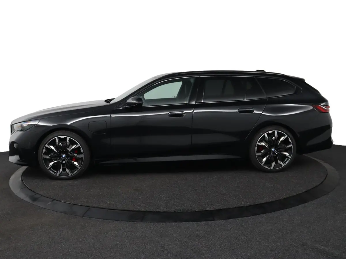 530e M Sport Edition | SOH 100% | Trekhaak | Driving Assistant Plus |  Bowers & Wilkins | Stoelventilatie voorstoelen |