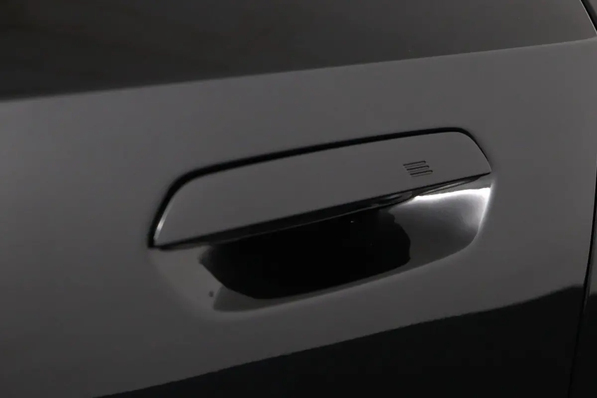 530e M Sport Edition | SOH 100% | Trekhaak | Driving Assistant Plus |  Bowers & Wilkins | Stoelventilatie voorstoelen |