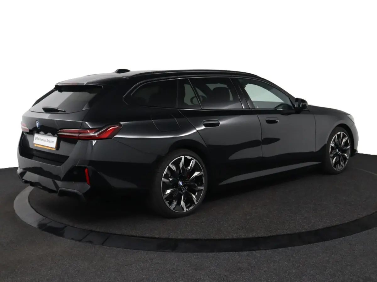 530e M Sport Edition | SOH 100% | Trekhaak | Driving Assistant Plus |  Bowers & Wilkins | Stoelventilatie voorstoelen |