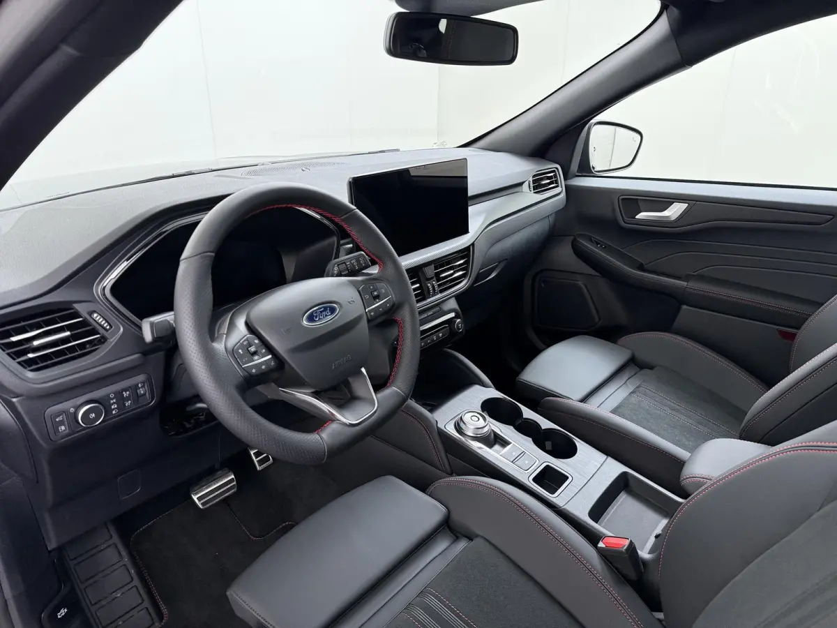 2.5 PHEV ST-Line X VAN: 47.900,- VOOR: 40.877,- UW HERFSTVOORDEEL: 7.023,-NIEUWE AUTO! | WINTERPACK | SNEL LEVERBAAR | BTW VERREKENBAAR