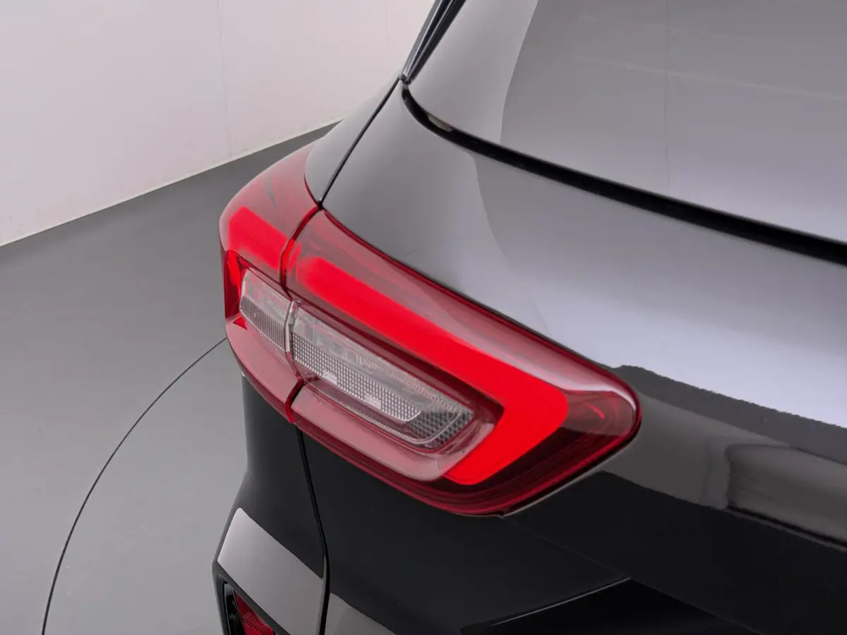 2.5 PHEV ST-Line X VAN: 47.900,- VOOR: 40.877,- UW HERFSTVOORDEEL: 7.023,-NIEUWE AUTO! | WINTERPACK | SNEL LEVERBAAR | BTW VERREKENBAAR