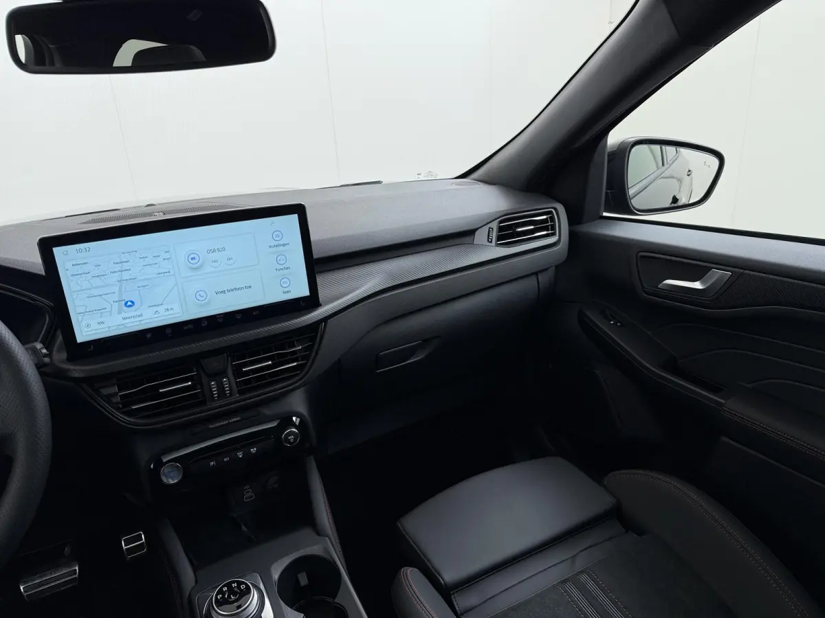 2.5 PHEV ST-Line X VAN: 47.900,- VOOR: 40.877,- UW HERFSTVOORDEEL: 7.023,-NIEUWE AUTO! | WINTERPACK | SNEL LEVERBAAR | BTW VERREKENBAAR