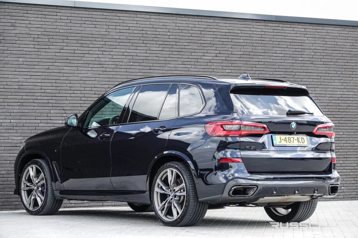 Xdrive 30d 265Pk Aut. | M-Sport | High Executive | Luchtvering | Panoramadak | Head-Up Display | 22''