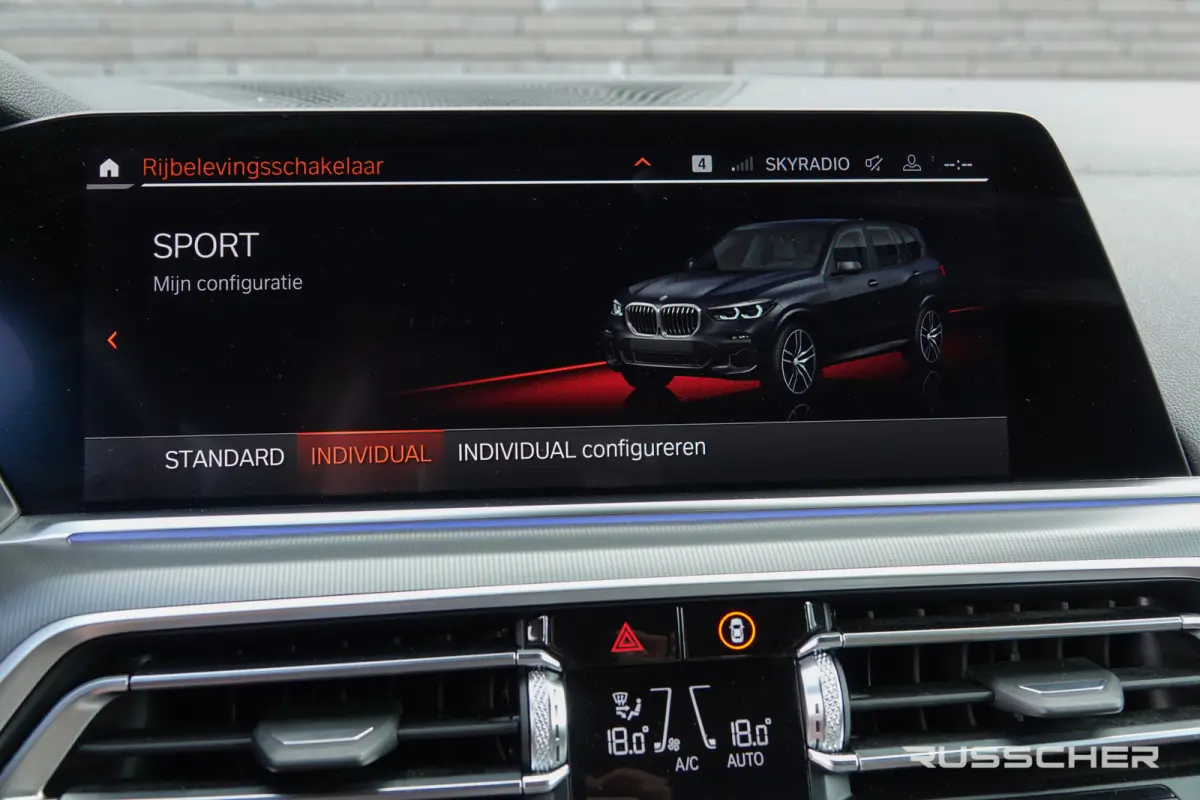 Xdrive 30d 265Pk Aut. | M-Sport | High Executive | Luchtvering | Panoramadak | Head-Up Display | 22''