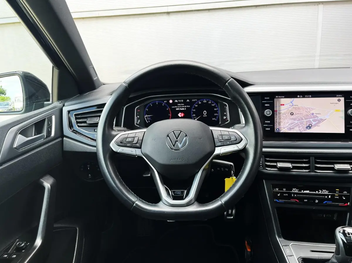 1.0 TSI 95pk R-Line | Panoramadak | Navigatie | IQ Light