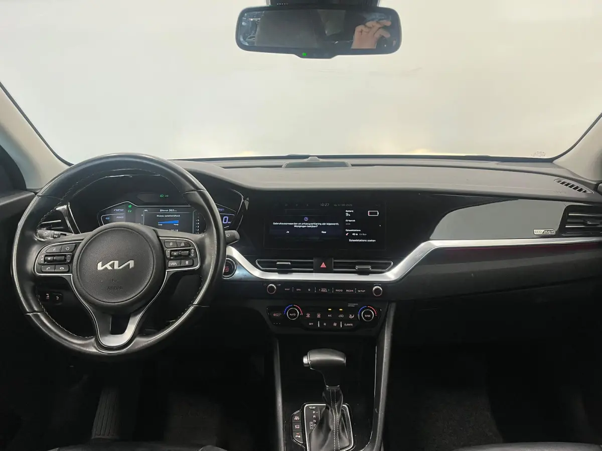 1.6 GDi PHEV Pulse Schuifdak Navigatie Apple Carplay Android Auto Camera Parkeersensoren achter Adaptive Cruise Control Full Led Half leder Climate Control Lichtmetalen velgen