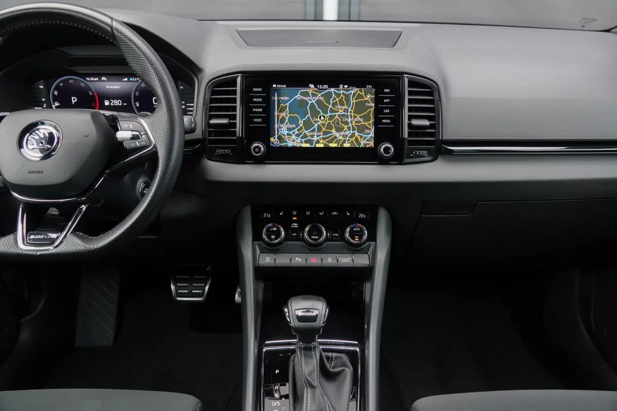 1.5Tsi 150Pk DSG7 | Sportline | Virtual Cockpit | Achteruitrijcamera | Trekhaak | 18''