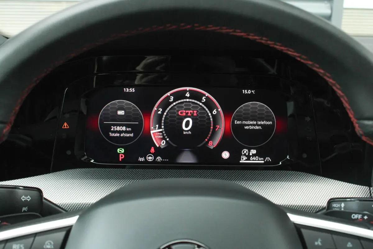 GTI 2.0 TSI 265pk DSG | DCC Onderstel | Panoramadak | Camera | 19" Estoril Velgen