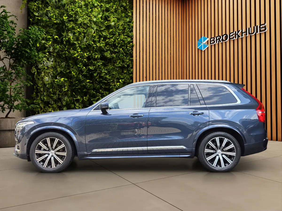 2.0 T8 Recharge AWD Ultimate Bright | Luchtvering | Leder | Stoel/Stuurverwarming | Harman&Kardon|