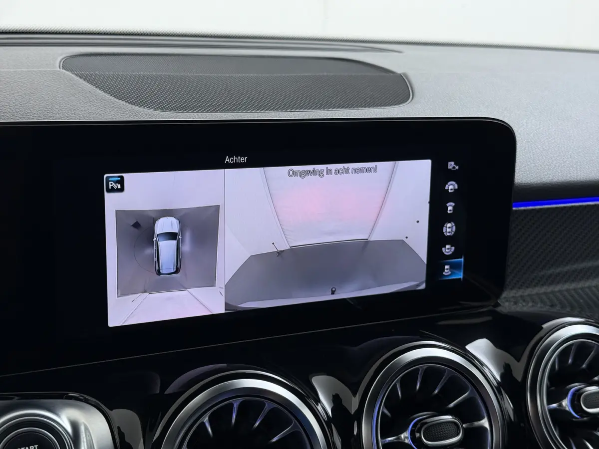 200 AMG // Trekhaak // 360 Camera // Nightpakket // Carplay // Augmented Reality // 19" AMG Velgen