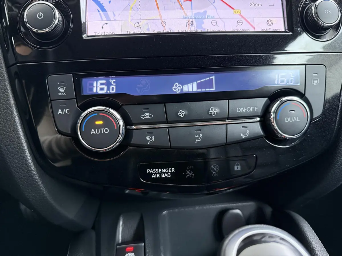 1.3 DIG-T Premium Edition | AUTOMAAT | Trekhaak | Panoramadak |  Lederen Bekl. |