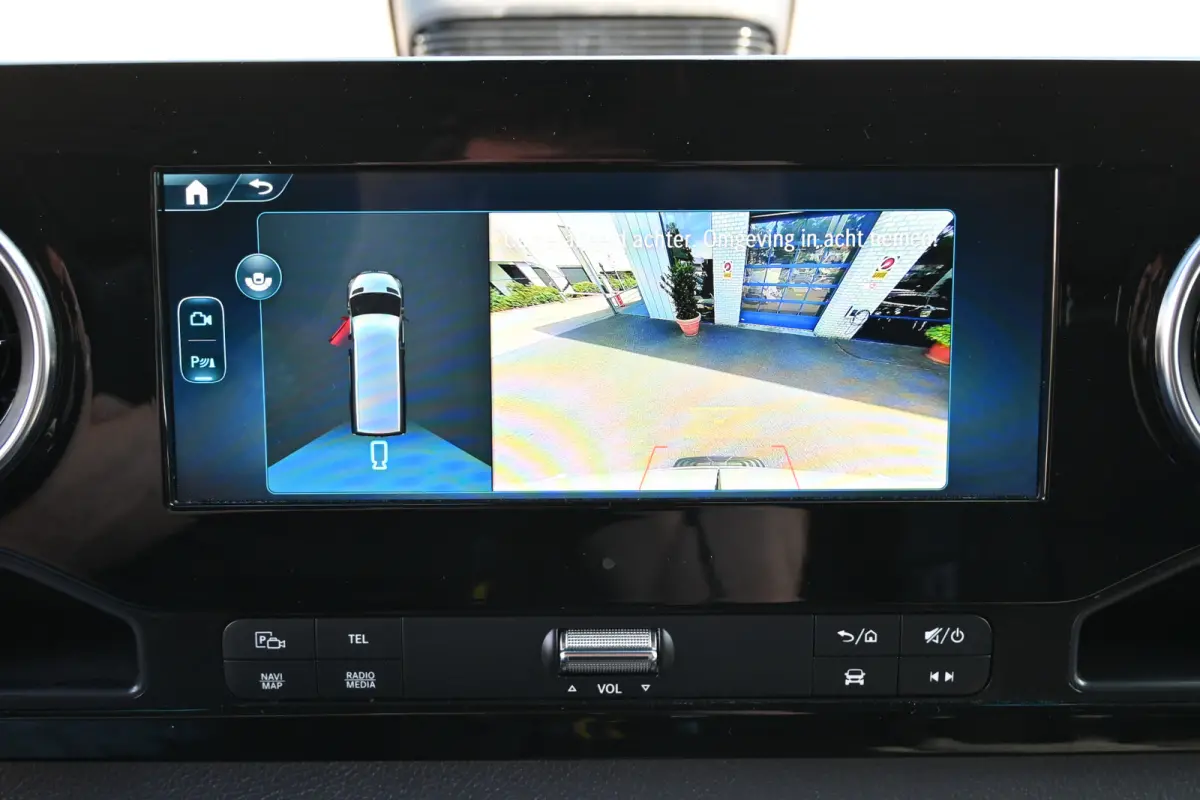 317 CDI L2H2 Pro LED, Geveerde stoel, Trekhaak, Navigatie met camera