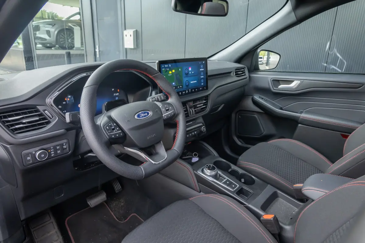 2.5 PHEV ST-Line | Adaptive Cruise | 360 Camera | BLIS | Panoramadak | Trekhaak