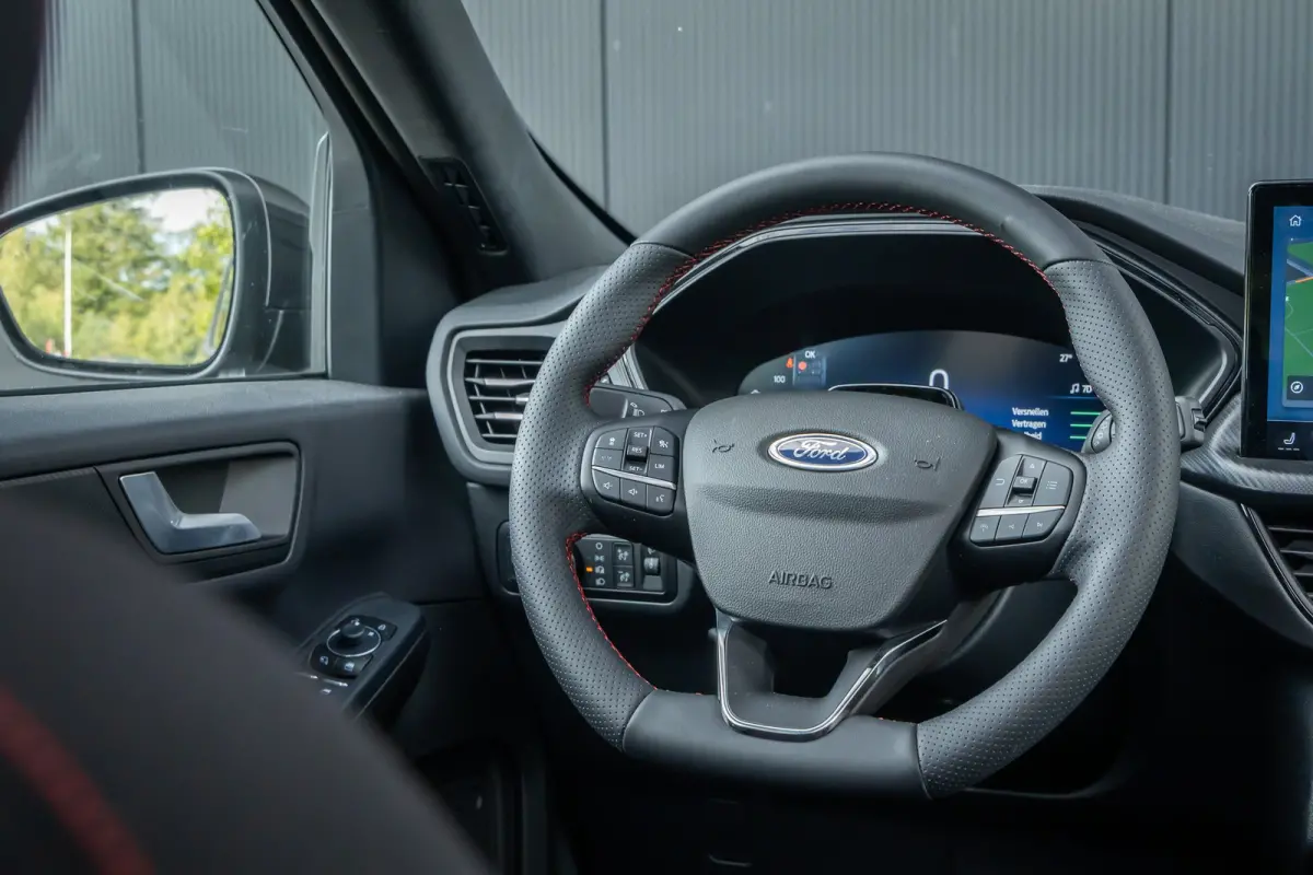 2.5 PHEV ST-Line | Adaptive Cruise | 360 Camera | BLIS | Panoramadak | Trekhaak