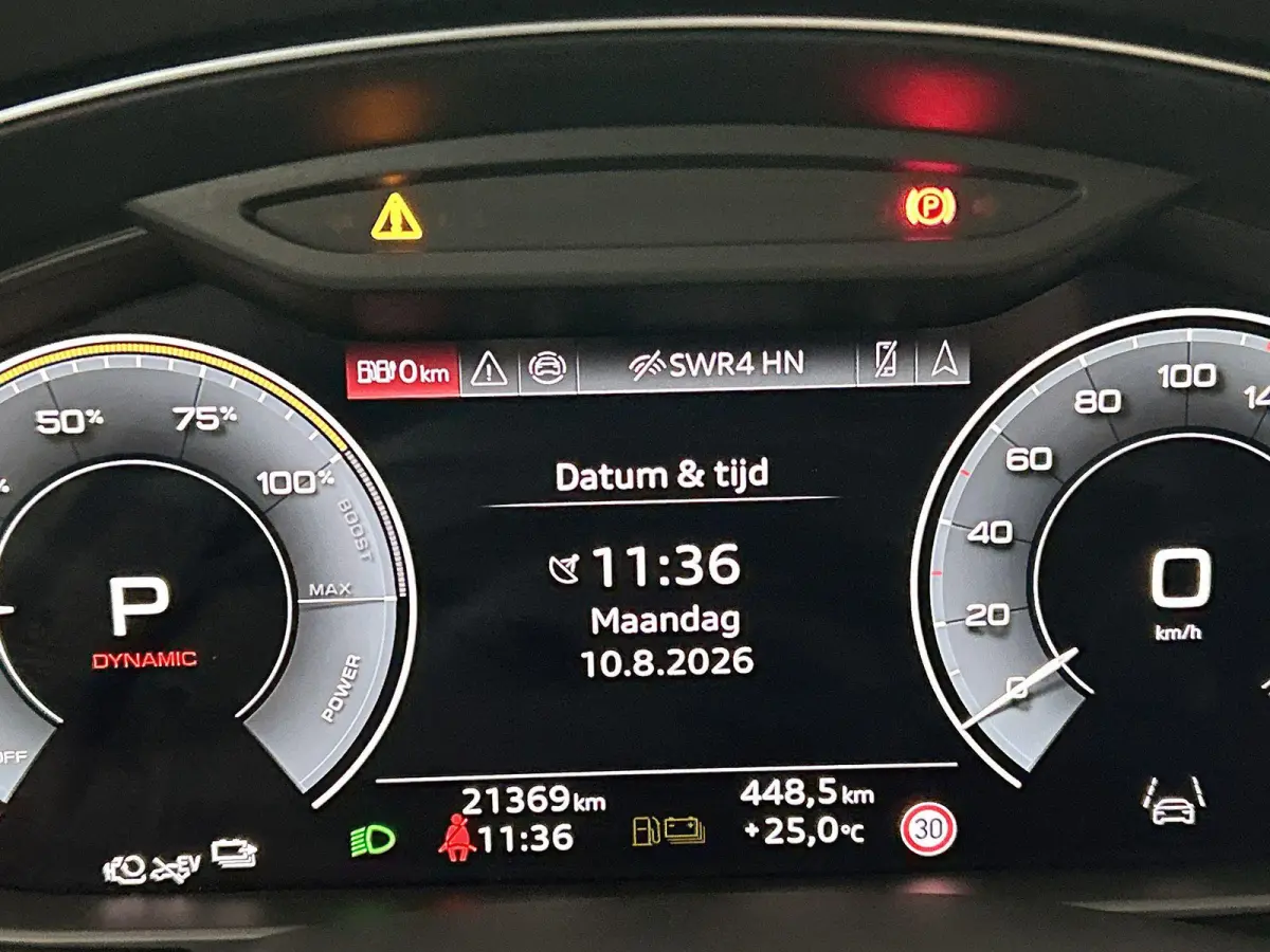 55 TFSI e quattro Pro Line 394 PK | S-line | Adaptive cruise control | Glazen panoramadak | Luchtvering | 360 graden camera | Dodehoekdetectie | Stoelverwarming voor & achter Head-up display