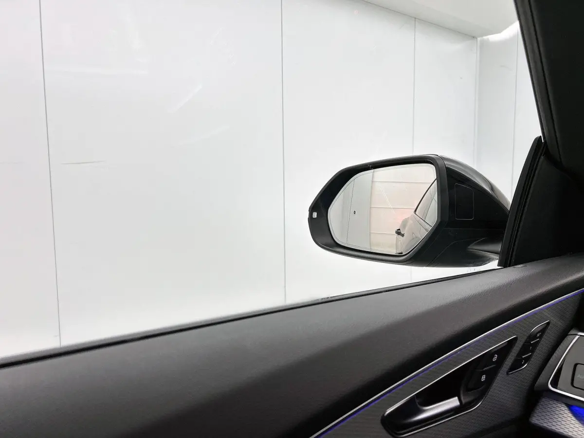 55 TFSI e quattro Pro Line 394 PK | S-line | Adaptive cruise control | Glazen panoramadak | Luchtvering | 360 graden camera | Dodehoekdetectie | Stoelverwarming voor & achter Head-up display
