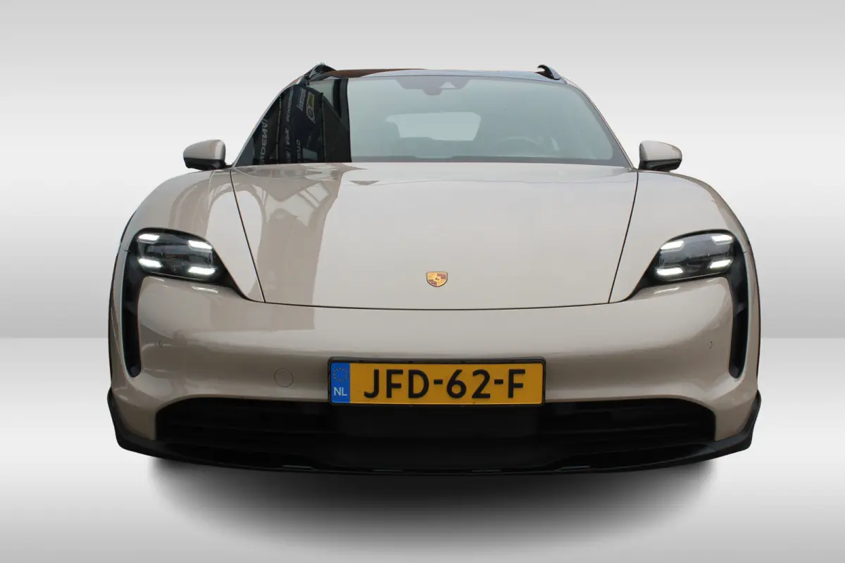 4 93 kWh Panorama dak l 360 camera l Stoel memory l Dode hoek detectie l Unieke kleur !
