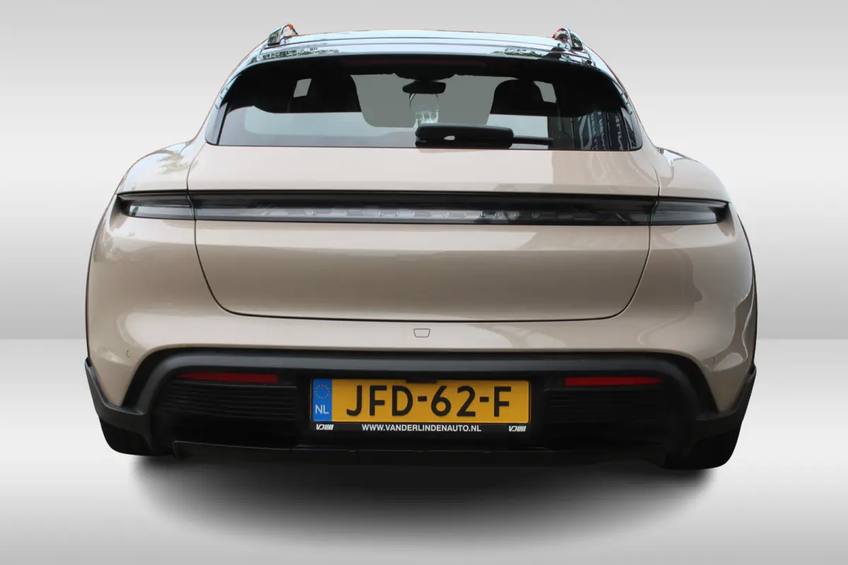 4 93 kWh Panorama dak l 360 camera l Stoel memory l Dode hoek detectie l Unieke kleur !