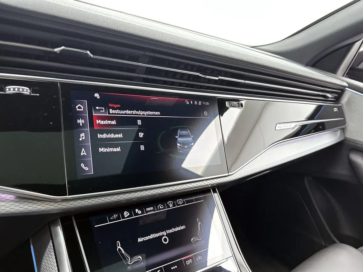 55 TFSI e quattro Pro Line 394 PK | S-line | Adaptive cruise control | Glazen panoramadak | Luchtvering | Head-up display | Dodehoekdetectie | Matrix-led | 360 graden camera | Elektr. voorst
