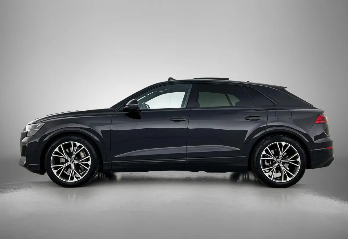 55 TFSI e quattro Pro Line 394 PK | S-line | Adaptive cruise control | Glazen panoramadak | Luchtvering | Head-up display | Dodehoekdetectie | Matrix-led | 360 graden camera | Elektr. voorst