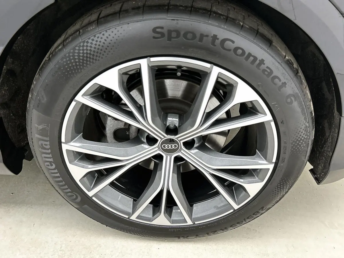 55 TFSI e quattro Pro Line 394 PK | S-line | Adaptive cruise control | Glazen panoramadak | Luchtvering | Head-up display | Dodehoekdetectie | Matrix-led | 360 graden camera | Elektr. voorst