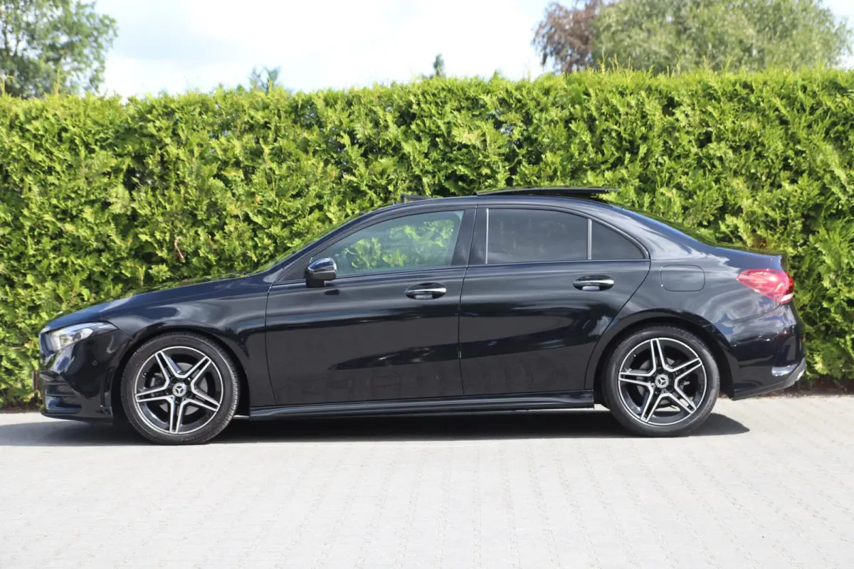 180 AMG Luxury PANO ☀️ | VIRTUAL 🖥️ | MEMORY 💺|ACC 🚀 | MBUX 📱 | CAMERA 📸 | CARPLAY