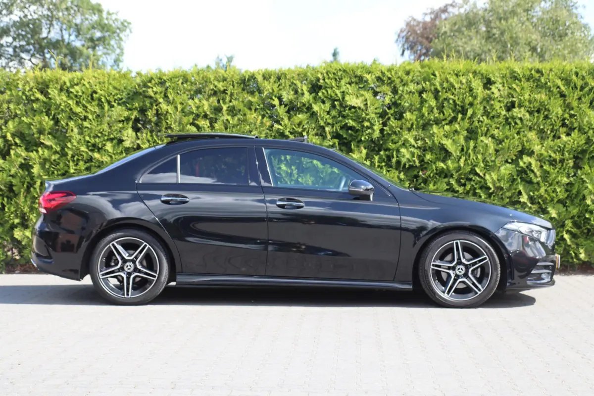 180 AMG Luxury PANO ☀️ | VIRTUAL 🖥️ | MEMORY 💺|ACC 🚀 | MBUX 📱 | CAMERA 📸 | CARPLAY