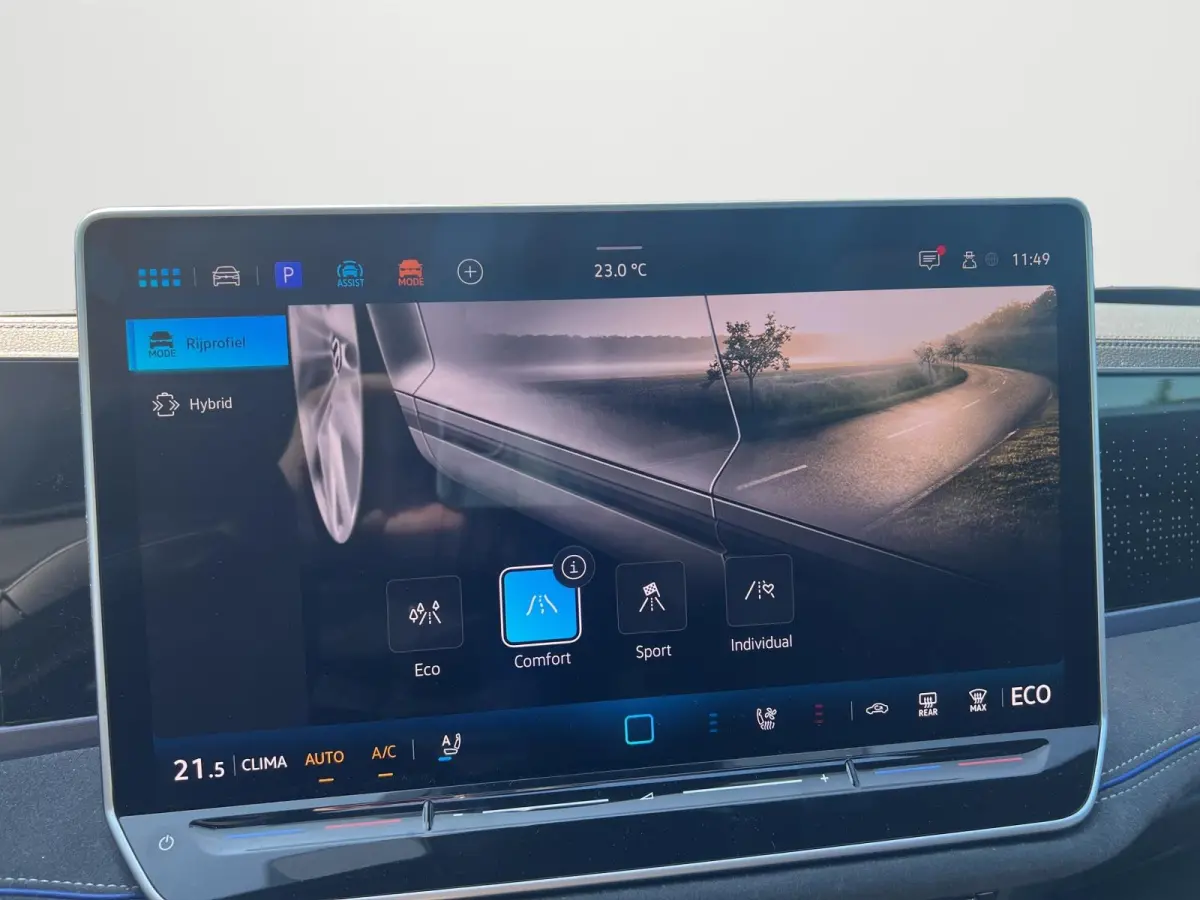 1.5 eHybrid R-Line Business | 272Pk | Trekhaak | Pano | 5J garantie | Blackstyle Plus | Harman Kardon | Alcantara hemel |
